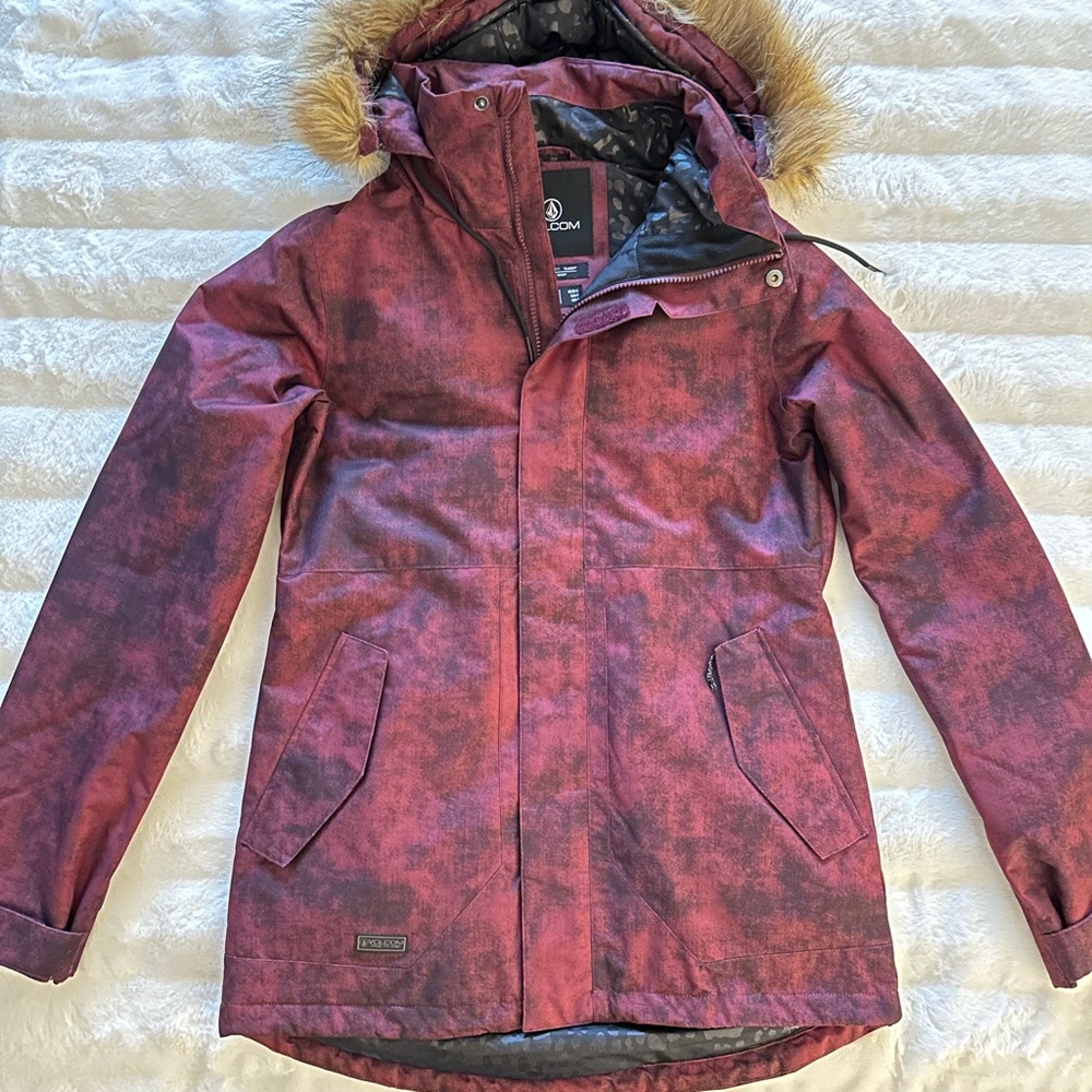 Volcom ski jacket size small